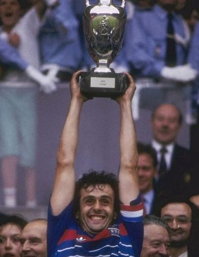 普拉蒂尼在1984年欧洲杯上展现的统治力